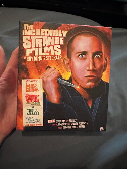 セル版　モンスター・イン・ザ・クローゼット 暗闇の悪魔 DVD セル版 廃版 モンスター・イン・ザ・クローゼット/暗闇の悪魔 [DVD