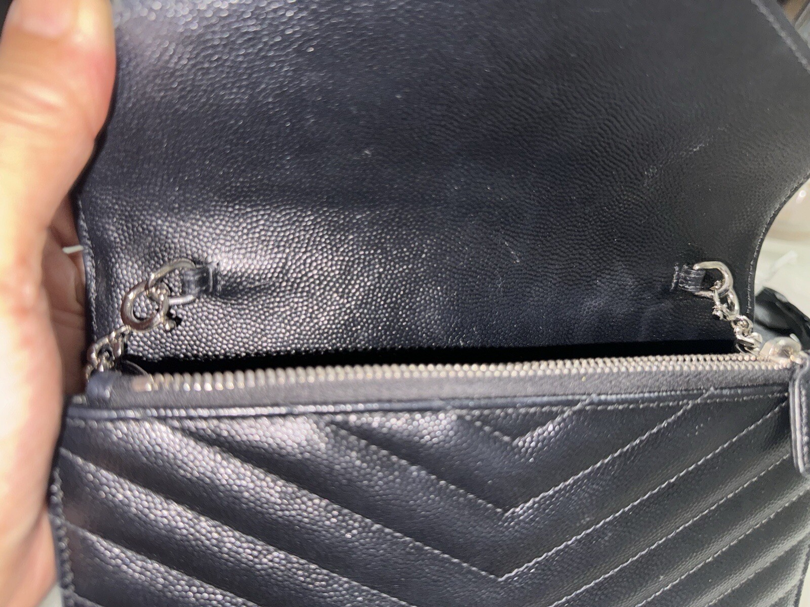 SAINT LAURENT AUTENTICO PORTAFOGLIO CASSANDRE BUSTA CATENA IN PELLE GRAIN DE POUDRE NOIR