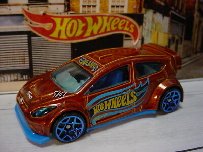 Hot Wheels '12 FORD FIESTA   brown;blue y5 2019 Multi Pack Exclusive LOOSE