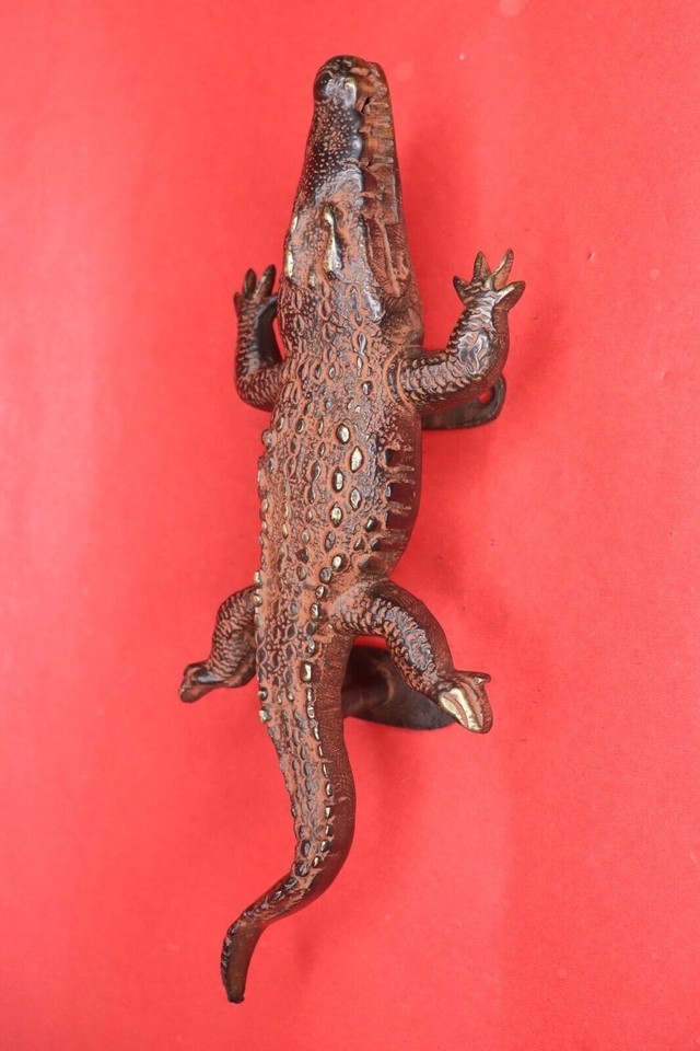 Crocodile Shape Antique Style Handmade Brass Home Office Wall Door