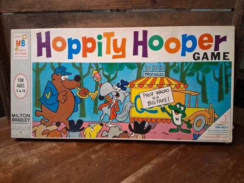 Vintage Hoppity Hooper Board Game Frog Milton Bradley RARE Beautiful shape