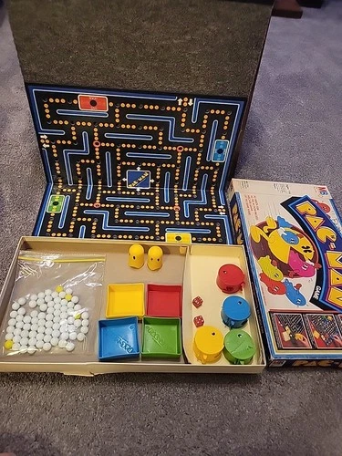 Vintage Complete 1982 Milton Bradley PAC-MAN Board Game