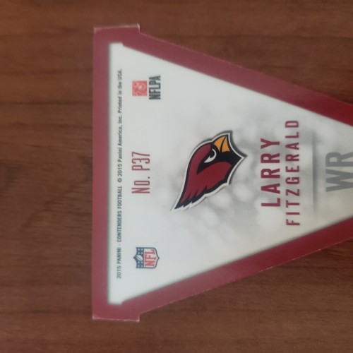 2015 Panini Contenders Larry Fitzgerald Pennants Die-Cut Card - Picture 6 of 6