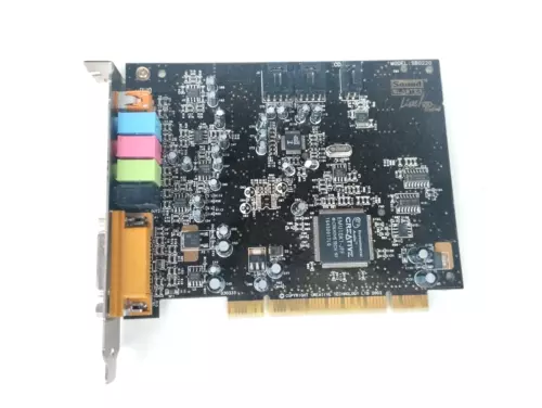 Creative Labs Soundblaster live! 5.1 DIGITAL - PCI SB0220 vintage sound adapter