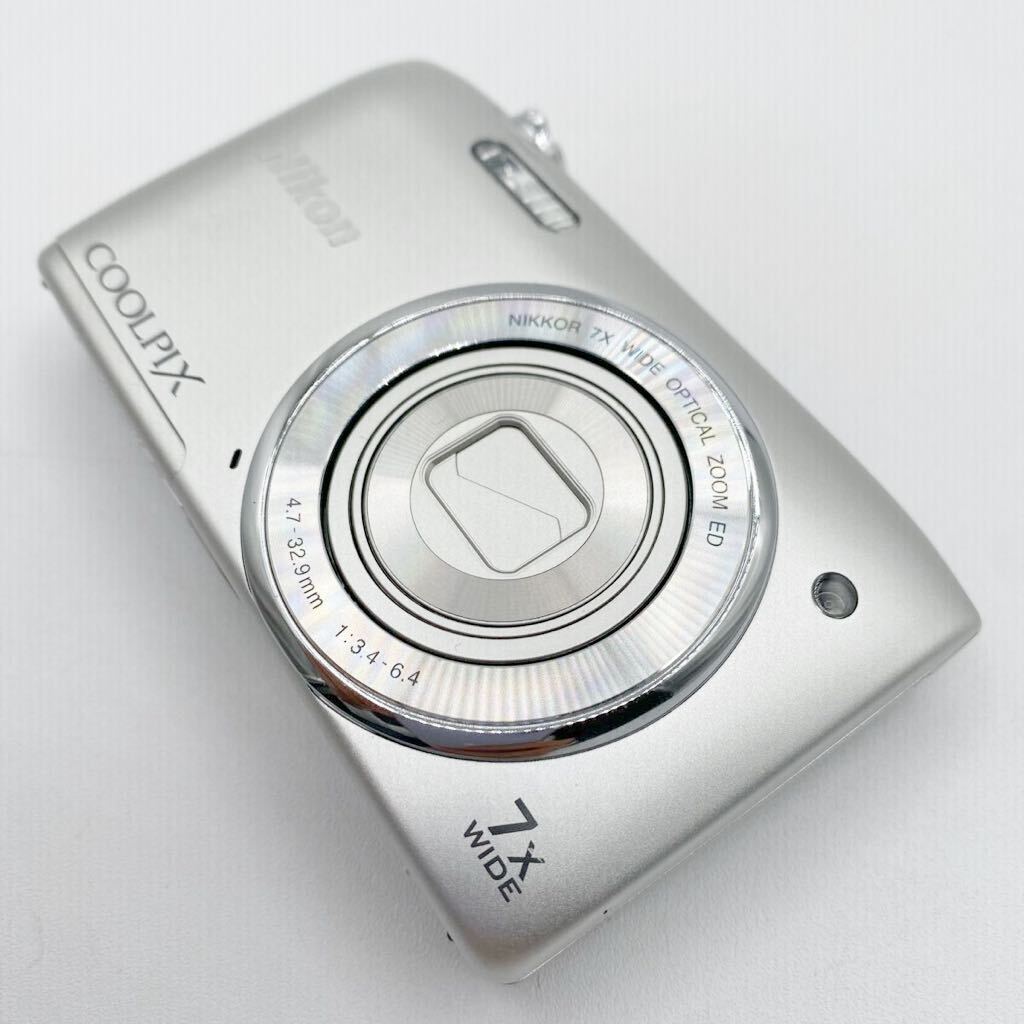 Nikon COOLPIX S3400 Silver 20.1MP Compact Digital Camera Nikon COOLPIX S3400 Silver 20.1MP Compact Digital Camera