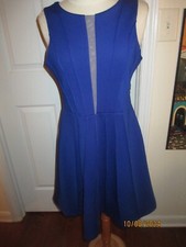 Guess sleeveless blue fit & flare cocktail dress sz 6, stretchy