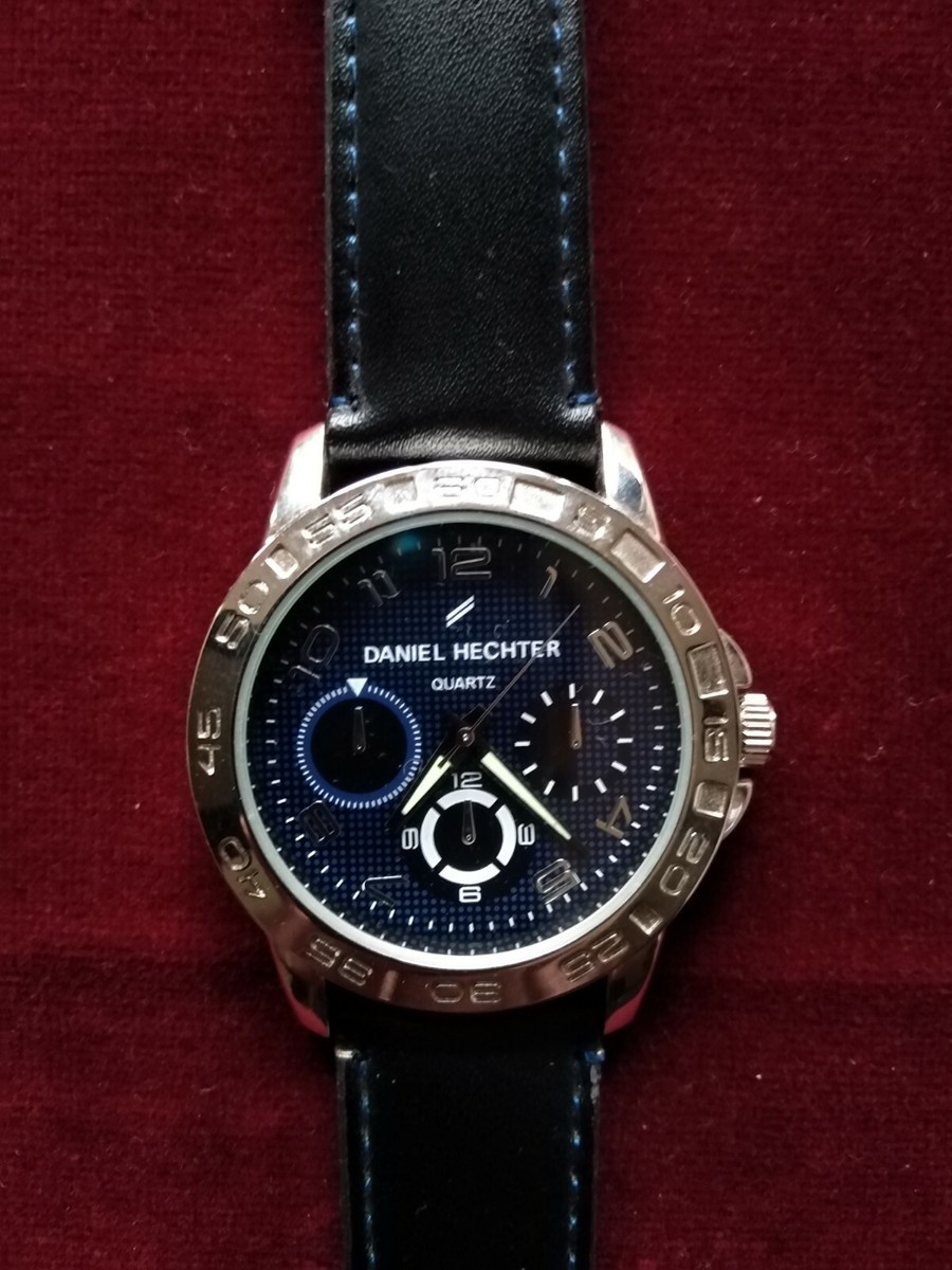 Montre Fantaisie Daniel Hechter Argentée - Bracelet Polyuréthane, Chiffres Romains, Occasion