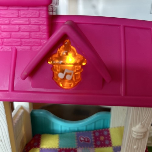 Barbie Mattel Gallinero/Rescate de Animales/Pequeñas Personas Barbie Establo/Animales - Imagen 10 de 10