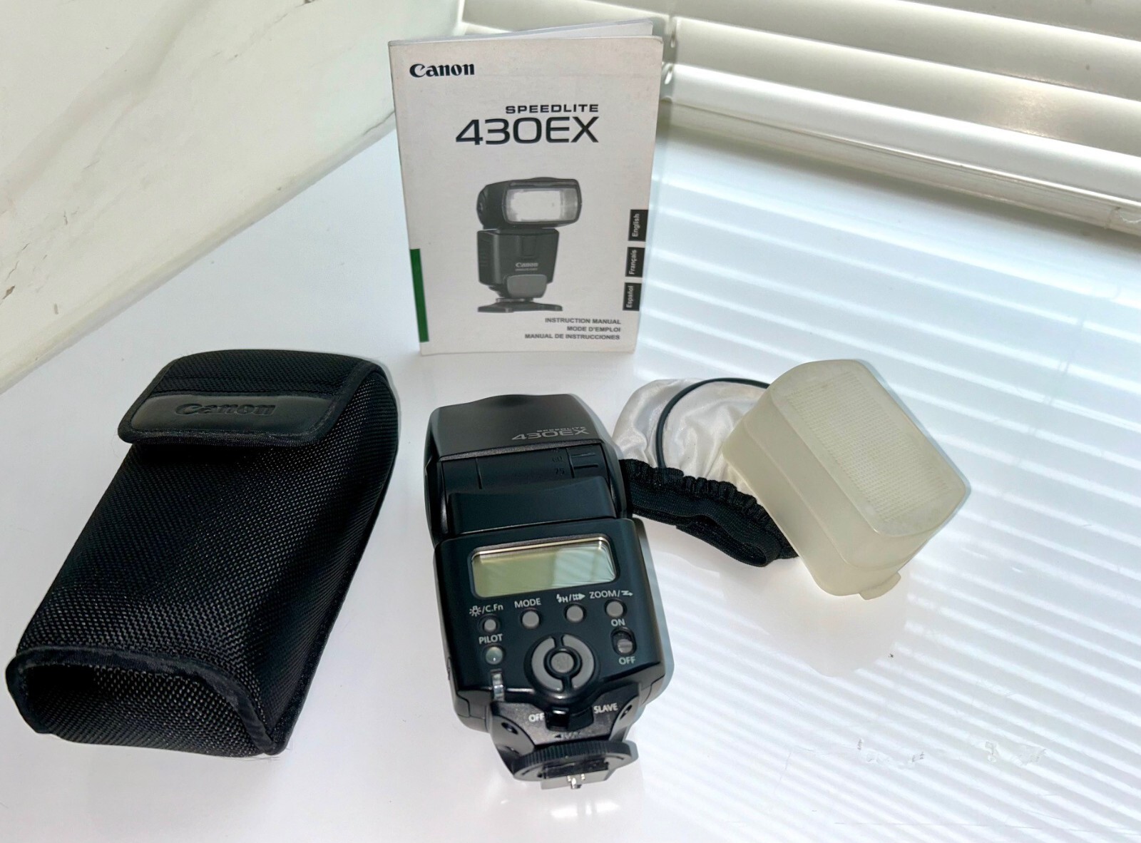 Canon Speedlite 430EZ Shoe Mount Camera Flash FlashGun with diffusers