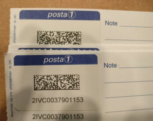 n. 20 Etichette Adesive POSTA 1  prioritaria  ITALIA STAMPATI TAGLIANDI QR code - Foto 1 di 2