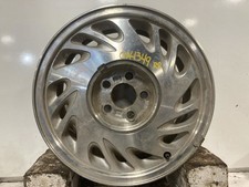 Passenger Wheel 16x7 15 Slots Directional Fits 96-98 Lincoln Continental 1595598