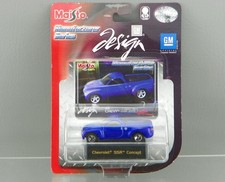 Vintage 2000 Maisto Showcase Collection Diecast 1/64 Chevy SSR Concept Truck NEW