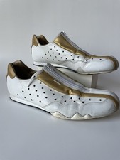 Vintage CHANEL CC Logo Zip Up Sneakers Leather Trainers EU 41 , US W 10 , US M 8