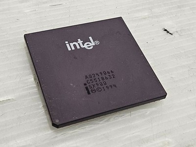 Intel A8249866 Cache Controller For Pentium Socket 5, SX988 Great For Collection