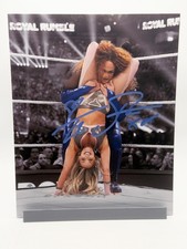 Trish Stratus Wrestling Cards, Autograph and Memorabilia Guide 21