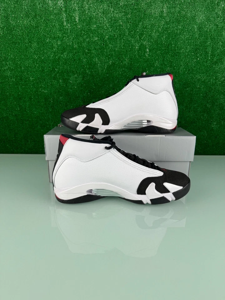 Talla 10.5 - Air Jordan 14 Retro 2024 Puntera Negra (¡LIMPIO!) Foto 3 de 4