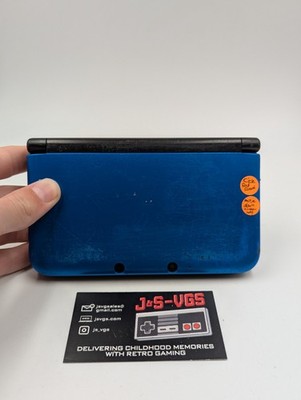 Nintendo 3DS XL Blue/Black Console For Parts / As Is Bad Circle Pad No Charger