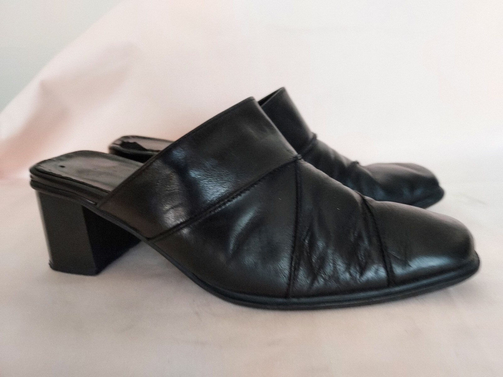 Clarks Black Leather Patchwork Design Slip On Mid… - image 6