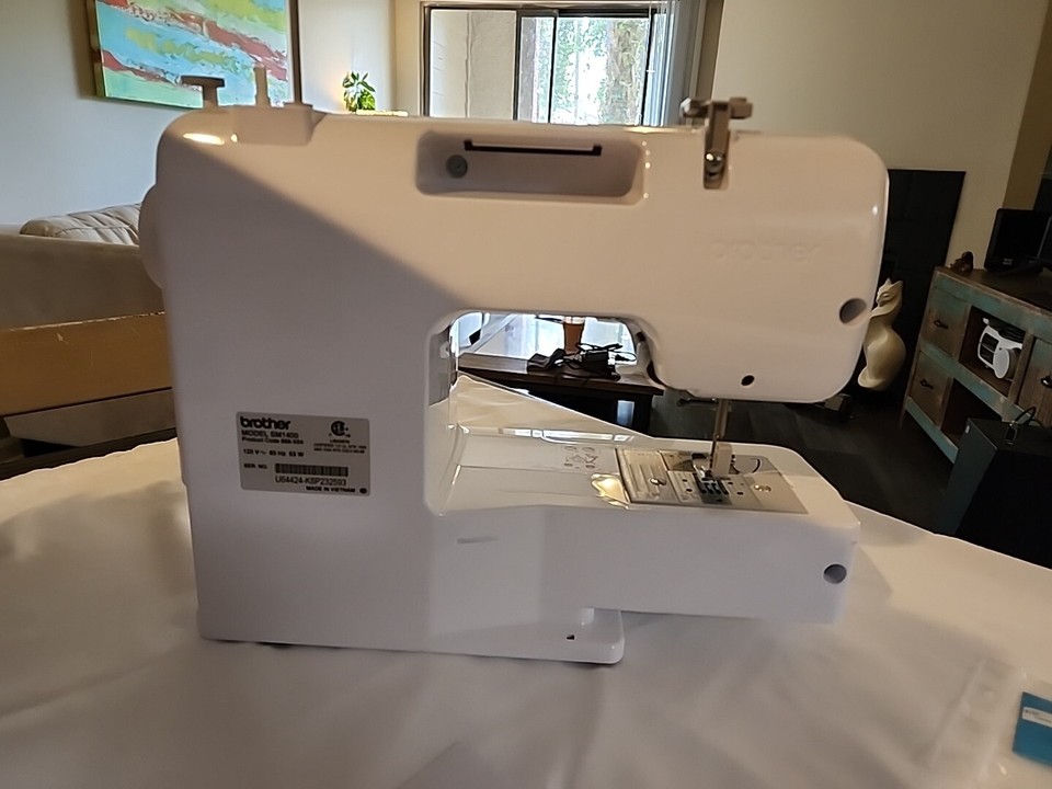 Brother14Stitch Electric Sewing Machine 14 Unique Built in Stitches