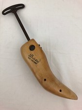 Vintage Belcher Wooden Shoe Stretcher Size 2