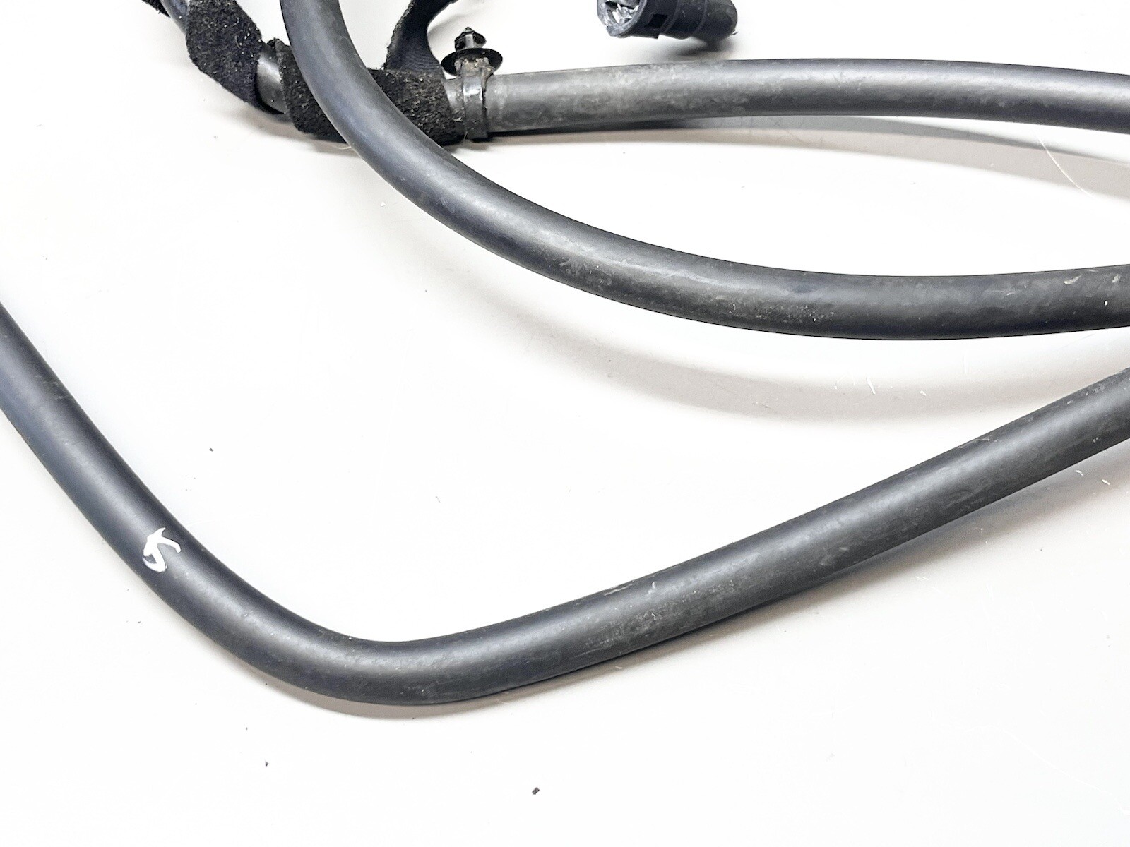 ⭐️2014-2021 Maserati Quattroporte Headlight Washer Lamp Nozzle Fluid Hose OEM