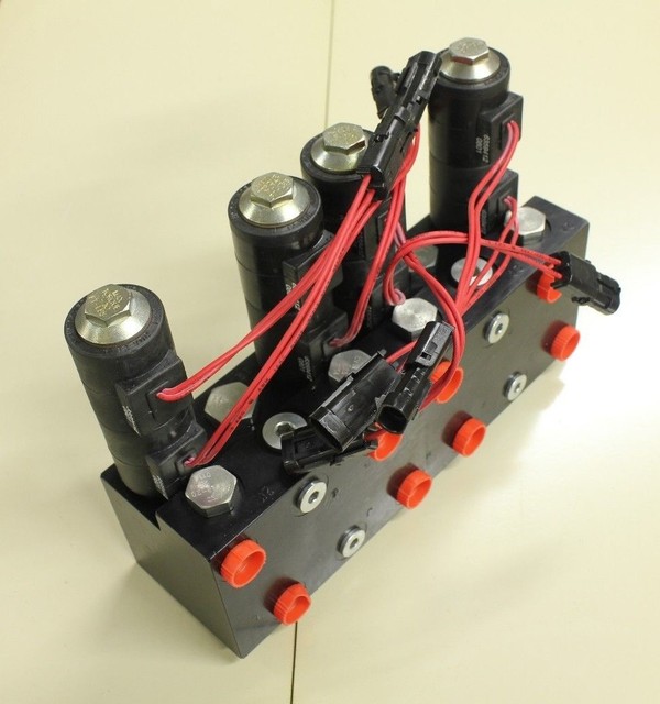 4 Spool Electric over hydraulic valve eBay