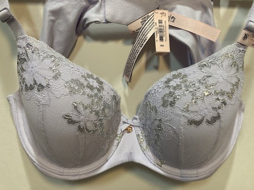 Victoria Secret Body By Victoria Lined Demi Lace Floral Bra 38B