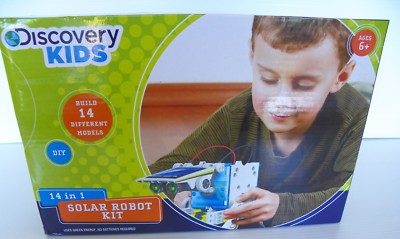 Discovery Kids 14 in Solar Robot Kit