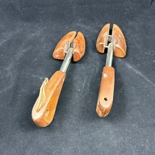 Ajustable Wooden Shoe Stretchers Rochester N.Y. Shoe Tree Co. Size Small