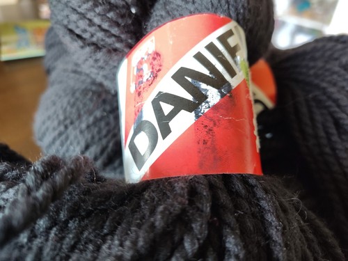 Lot of 3 skeins x 100g of VLNAP Daniel Czech Bulky Wool Yarn Black Very Rare - Picture 3 of 4