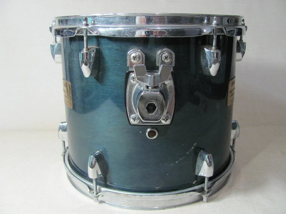 YAMAHA MAPLE CUSTOM ABSOLUTE TOM DRUM ATT1012 12”x10” VINTAGE SEA BLUE JAPAN - Image 3 of 4