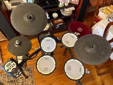 Roland TD-11KV Electronic Drum Set. No Pedals or Hi Hat pedal included. Working