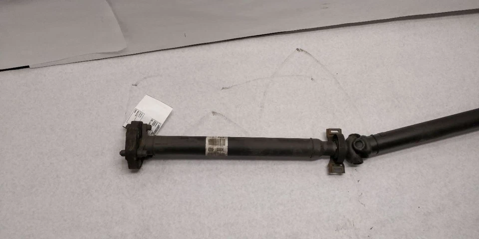REAR DRIVE SHAFT/PROP SHAFT 2304102106 2004-2006 MERCEDES-BENZ SL500 Foto 2 de 4