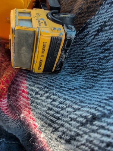 Matchbox SuperKings Iveco Tipper Dump Truck K-139 Department of Highways - Picture 5 of 5