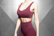 Body Engineers Curvus Seamless Bra – Burgundy & Black