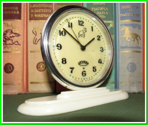 Vintag réveil SLAVA, mécanique, déco vintage année 1964, L'URSS  clock #213214 - Imagen 1 de 11