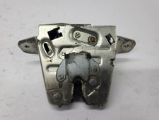 Mercedes W212 Kombi  Heckklappenschloss Schloss Heckklappe  A2047400435  (01)