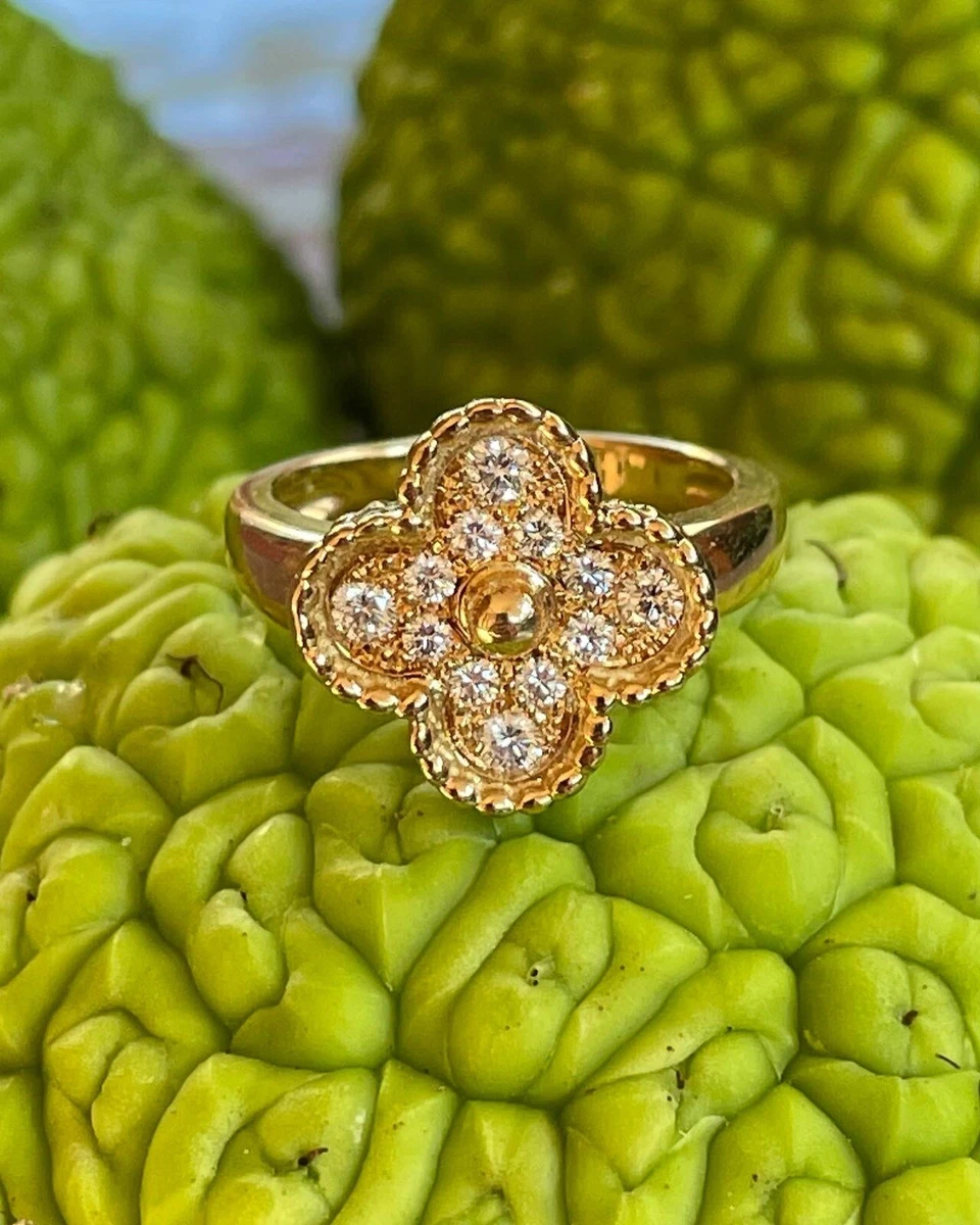 Van Cleef & Arpels - Vintage Alhambra Ring - Ring Woman Yellow Gold