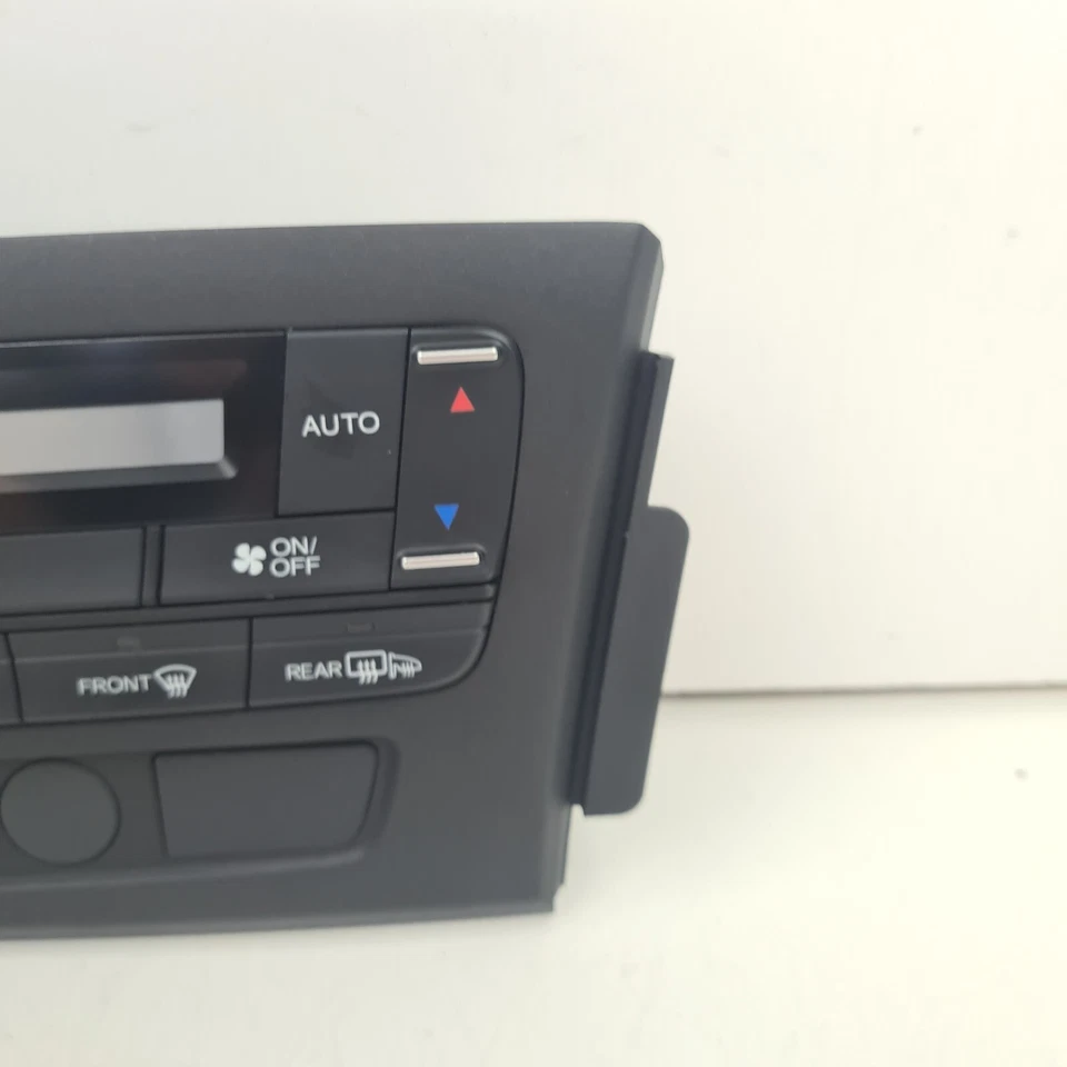 Honda Civic Climate Controls 9th Gen 02/12-04/16 - Image 4 of 4