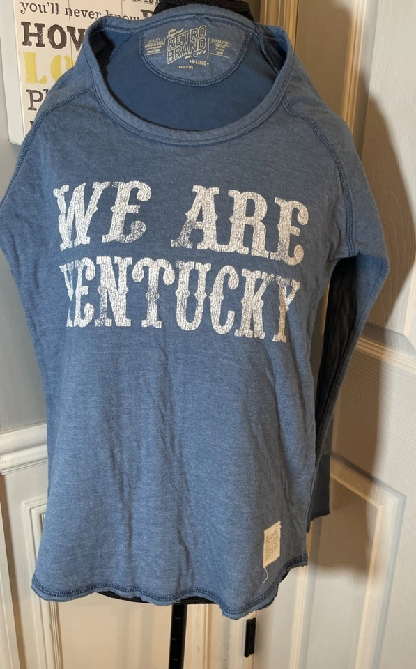 Camisa de Manga Larga Azul Marca Retro Original “We Are Kentucky” Niñas Talla XL Foto 2 de 4