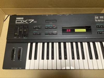 YAMAHA DX7s シンセサイザー キーボード ヤマハ 070717 ヤマハ | DX7S - シンセサイザー - 概要