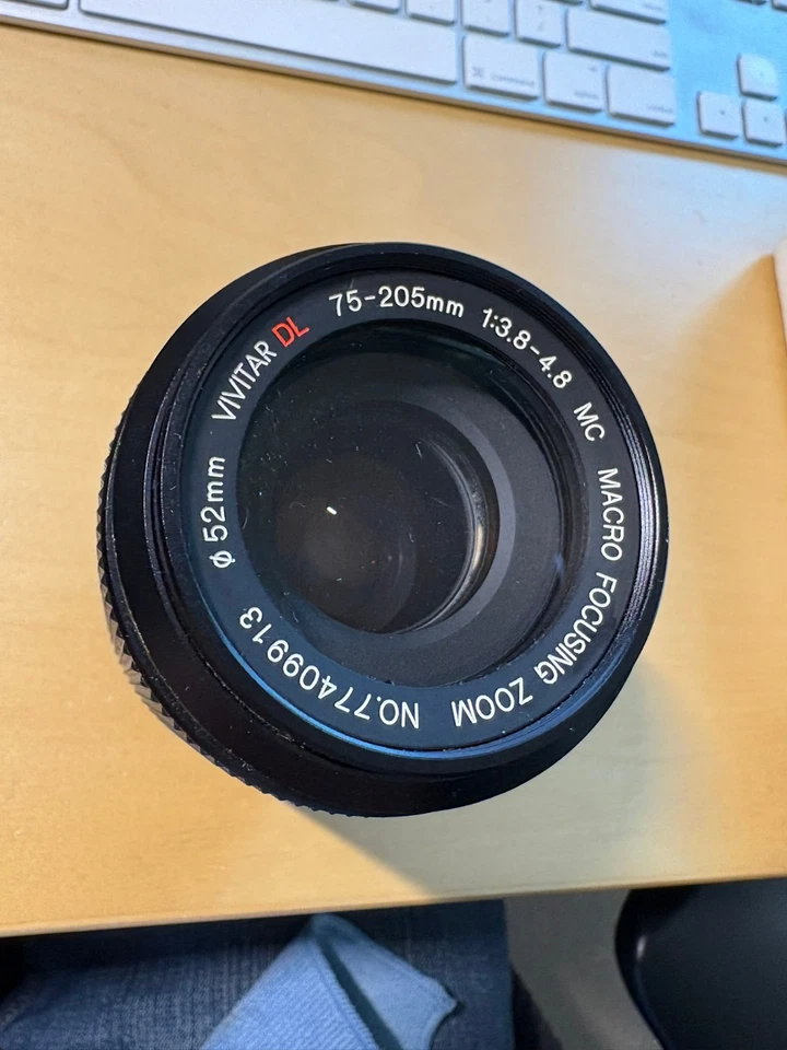 Vivitar DL 75-205mm f3.8-4.8 Macro Focusing Zoom Canon FD mount - Image 3 of 4
