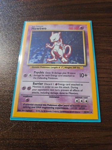 Mewtwo holo base set *square corners* - 10/102