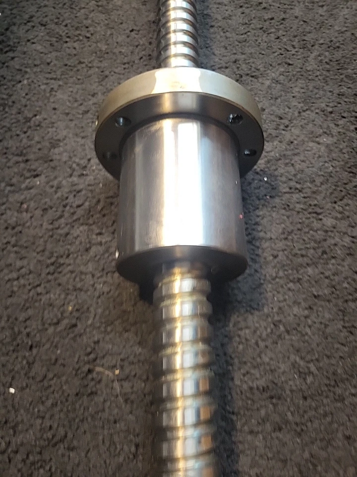 NSK W3206-357Z-C5Z 滚珠螺丝,X 轴,从 ENSHU S300 拉出 — 第 3/4 张图片