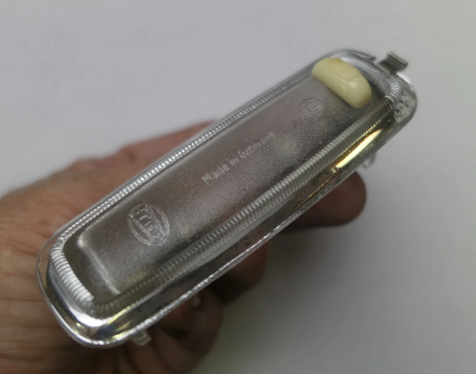 Luz de almohadilla trasera interior original Hella 1969-76 Porsche 914 914-6 - muy rara Foto 4 de 4