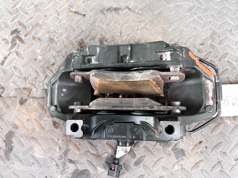 19-24 BENTLEY CONTINENTAL GT REAR LEFT LH DRIVER SIDE BRAKE CALIPER OEM - Image 2 of 4