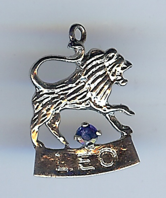 VINTAGE STERLING SILVER SAPPHIRE BLUE RHINESTONE LEO ASTROLOGICAL