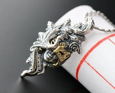 Dame mit goldener Maske .925 Sterling Silber Gold Overlay Anhänger Schmuck