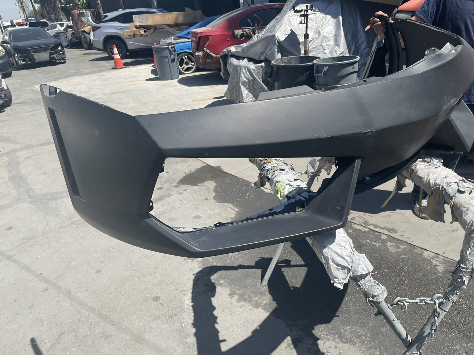 2005 2006 2007 2008 LAMBORGHINI GALLARDO FRONT BUMPER COVER 400807437 OEM