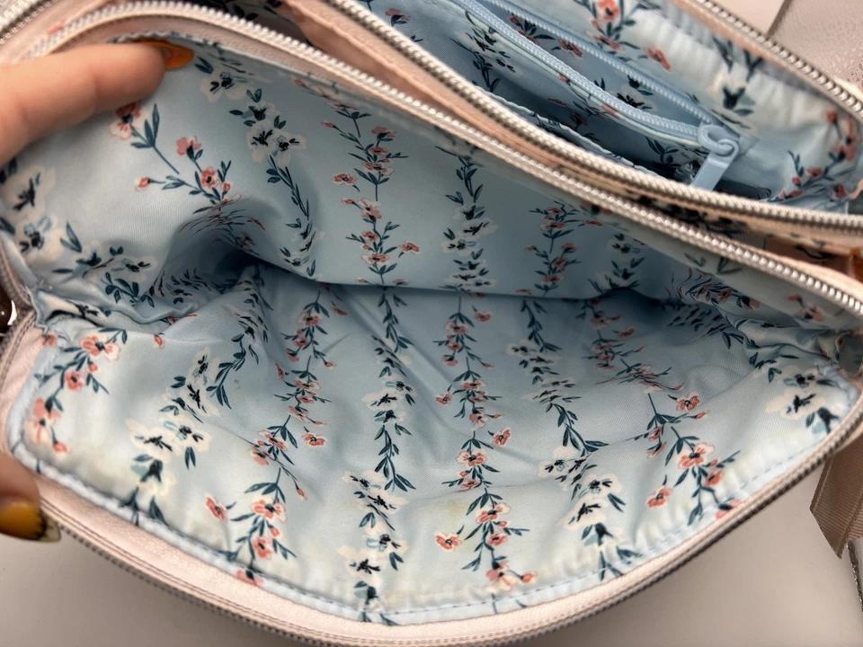 Vera Bradley Triple Compartment Crossbody Bag- Peach Blossom Bouquet Floral Used - Image 3 of 4